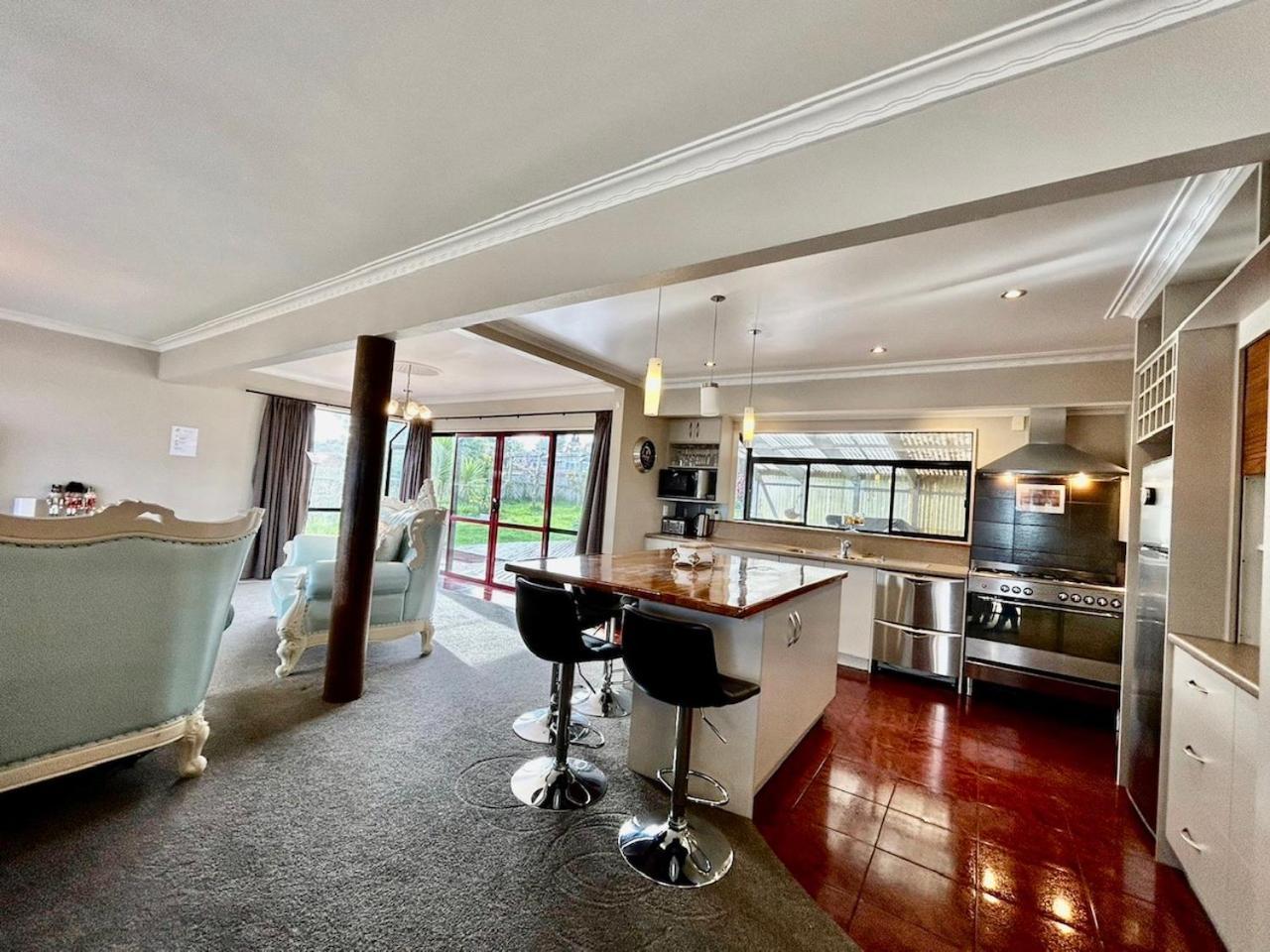 Premium Lake View Home Rotorua Dış mekan fotoğraf